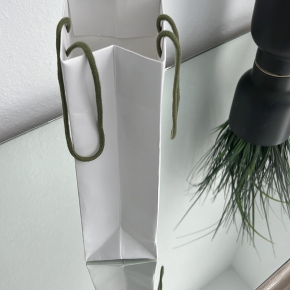 VAN Cleef & Arpels Empty Gift Bag - Picture 3 of 4